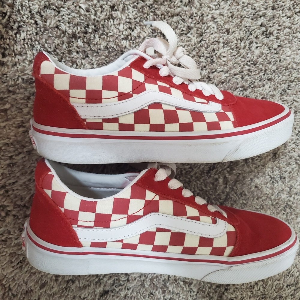 Red lace up checkered vans!